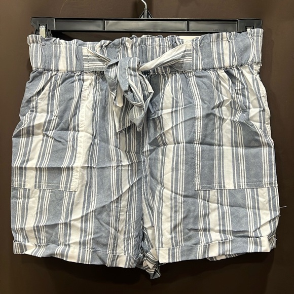 NEW SO, Paperbag Soft Shortie, Super High Rise, Stripes, Size Medium - Picture 1 of 10